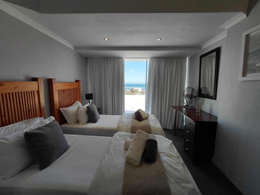 5 Bedroom Property for Sale in Jeffreys Bay Central Eastern Cape